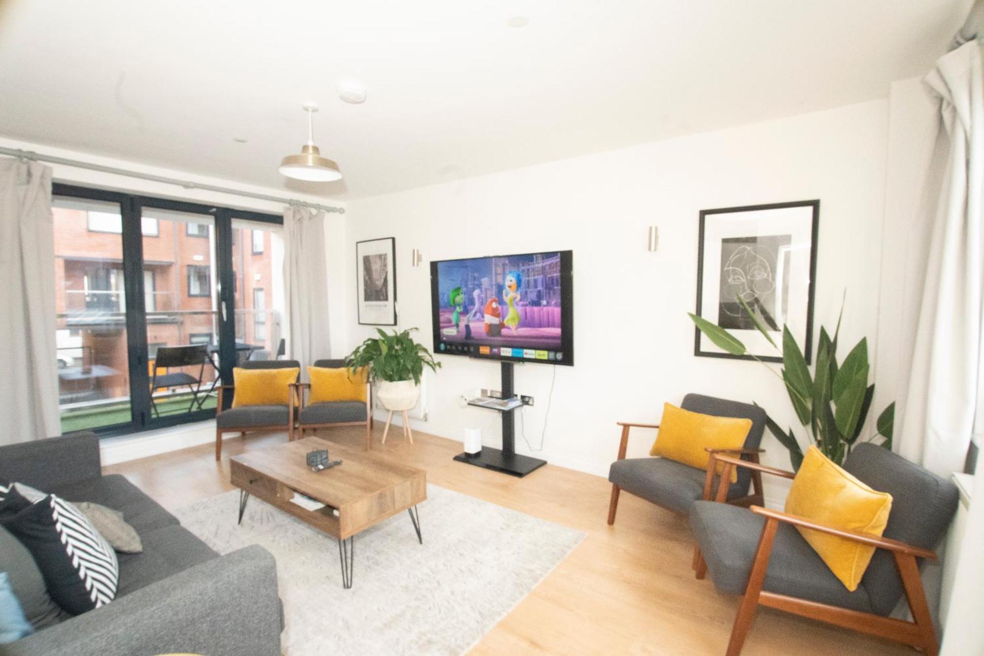 Spacious 4Br 4Ba Gated Townhouse With Balconies, Central Jq Birmingham Esterno foto